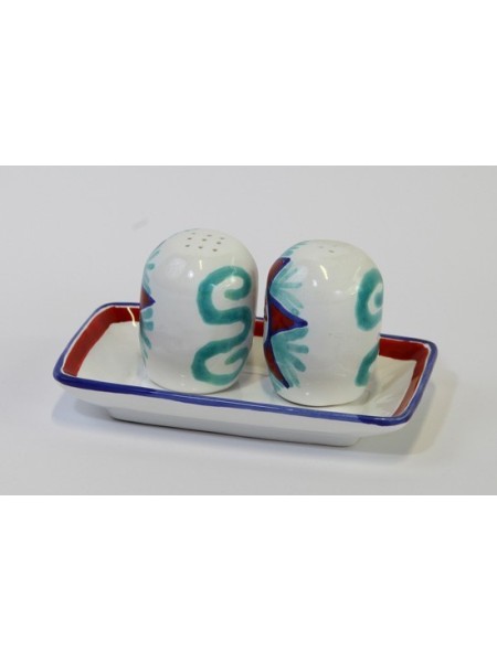 Salt and Pepper Shakers Salina